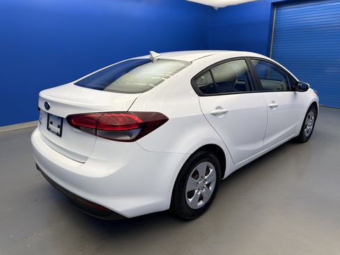 Used 2018 Kia Forte LX FWD image 7
