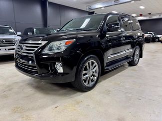 Used 2013 Lexus LX 570 4WD w/ Luxury Pkg w/Pre-crash video 1