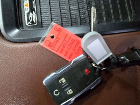 Used 2017 Chevrolet Silverado 1500 High Country image 40