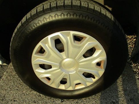 Used 2023 Ford Transit 350 XLT image 26