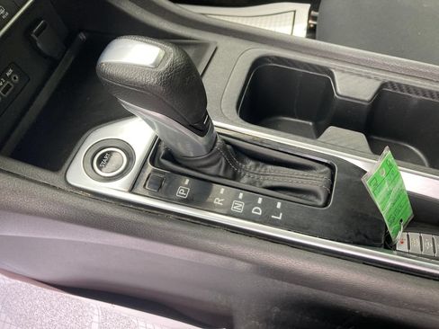 Used 2020 Nissan Sentra SV FWD image 28