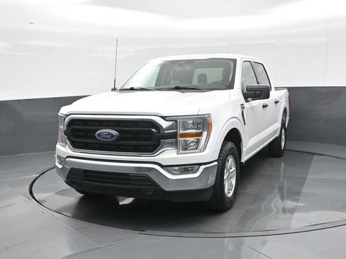 Used 2022 Ford F150 XLT w/ Equipment Group 301A Mid image 4
