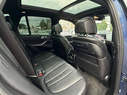 Used 2019 BMW X5 xDrive50i w/ M Sport Package AWD/4WD image 22
