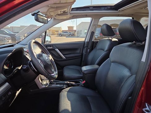 Used 2015 Subaru Forester 2.0XT Touring w/ Eyesight & Navigation System image 13