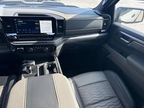 Certified 2025 Chevrolet Silverado 1500 ZR2 image 18