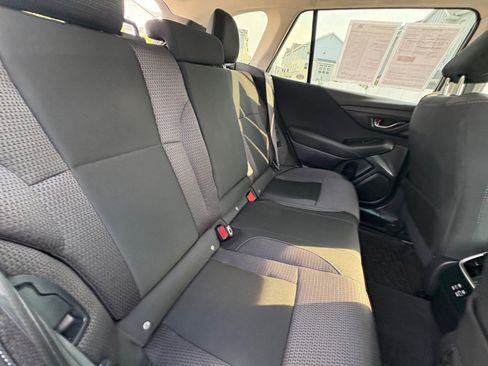 Certified 2024 Subaru Outback Premium AWD/4WD image 18