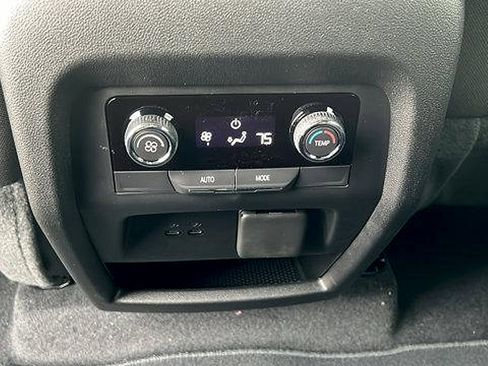 New 2026 Chevrolet Traverse LT w/ Driver Confidence Package image 14