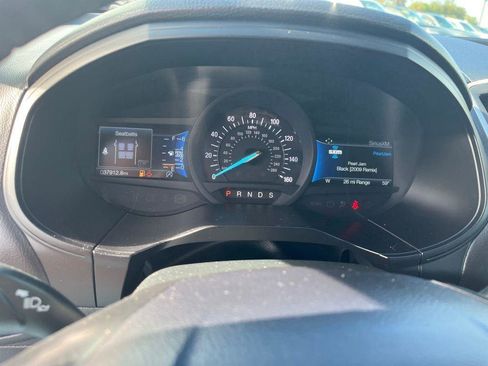 Used 2024 Ford Edge SEL AWD/4WD image 9