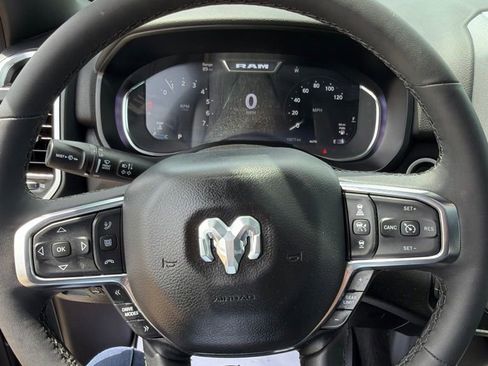 Used 2025 RAM 1500 Big Horn AWD/4WD image 14