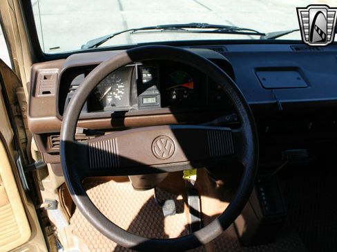 Used 1987 Volkswagen Vanagon image 20