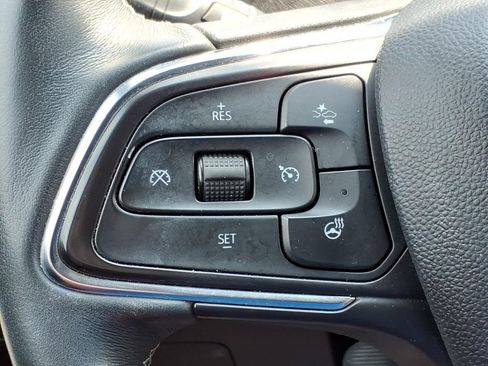Used 2023 Buick Encore GX Essence w/ Advanced Technology Package FWD image 24