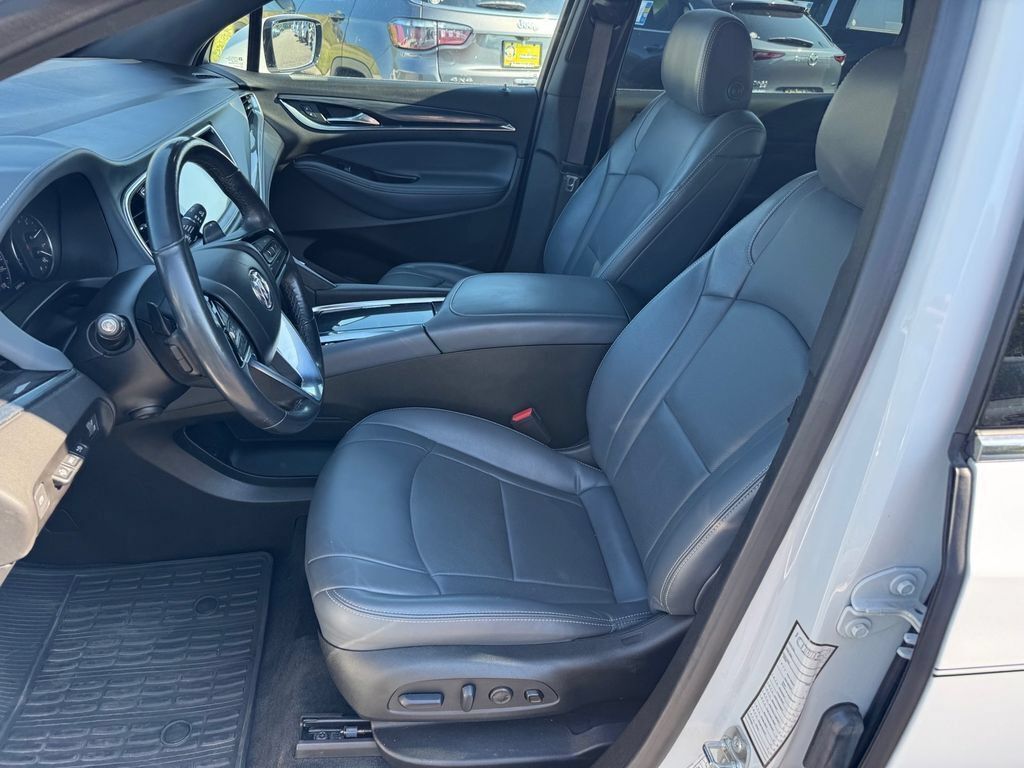 Used 2024 Buick Enclave Premium FWD image 7