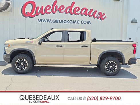 Used 2022 Chevrolet Silverado 1500 ZR2 w/ Technology Package AWD/4WD image 5