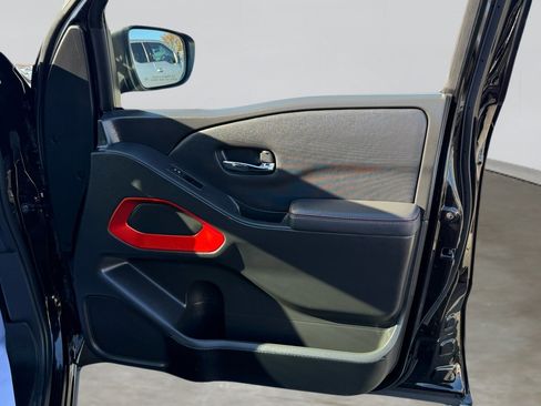 Used 2022 Nissan Frontier PRO-4X image 29