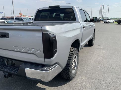 Used 2014 Toyota Tundra SR5 w/ TRD Off Road Package image 15