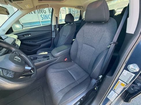 Used 2023 Honda Accord EX image 8