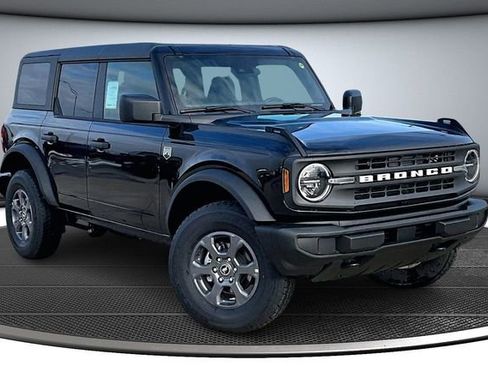 New 2025 Ford Bronco Big Bend image 2