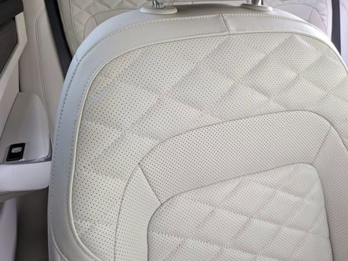 Used 2023 Jaguar F-PACE S image 20