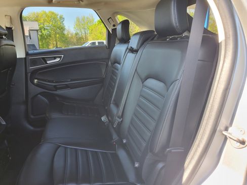 Used 2020 Ford Edge SEL w/ Convenience Package FWD image 26