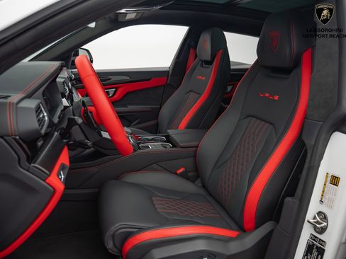 Used 2024 Lamborghini Urus S image 23