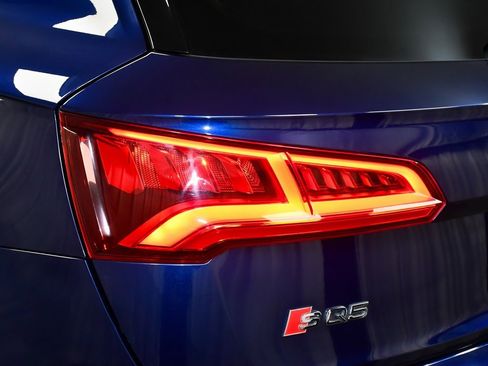 Used 2018 Audi SQ5 Premium Plus w/ Navigation Package image 89