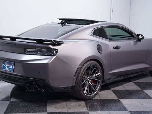 Used 2018 Chevrolet Camaro ZL1 image 11