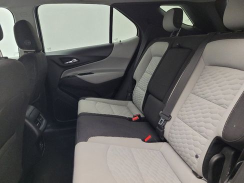 Used 2019 Chevrolet Equinox LT image 18