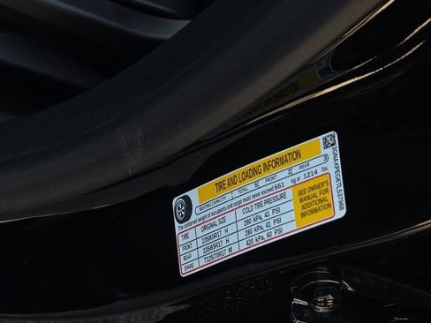 New 2026 Chevrolet Equinox LT w/ Safety and Technology Package AWD/4WD image 32