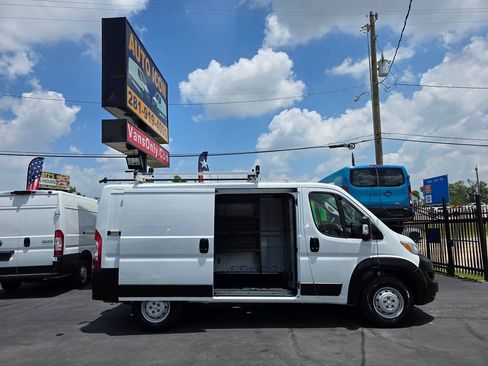 Used 2023 RAM ProMaster 2500 FWD image 5