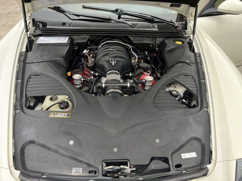 Used 2011 Maserati Quattroporte S image 22