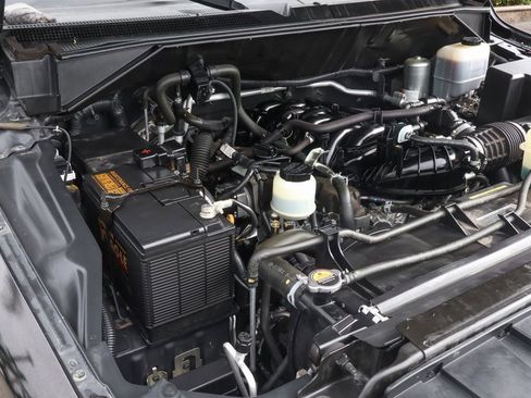 Used 2020 Nissan NV 3500 SL image 14