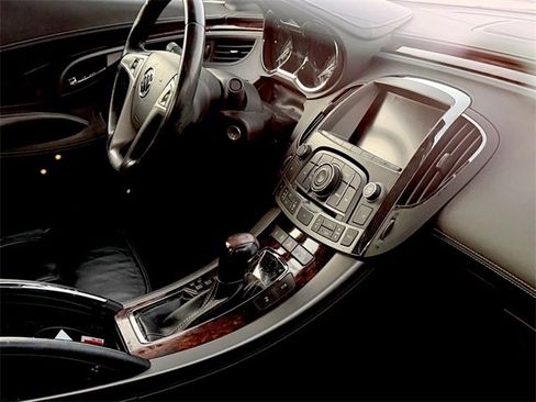 Used 2013 Buick LaCrosse Leather image 19
