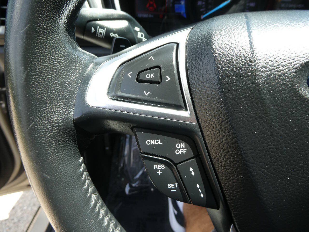 Used 2019 Ford Fusion Titanium AWD/4WD image 12