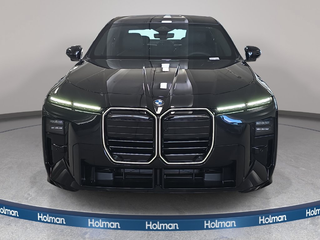 New 2027 BMW 740i w/ Executive Package RWD image 2