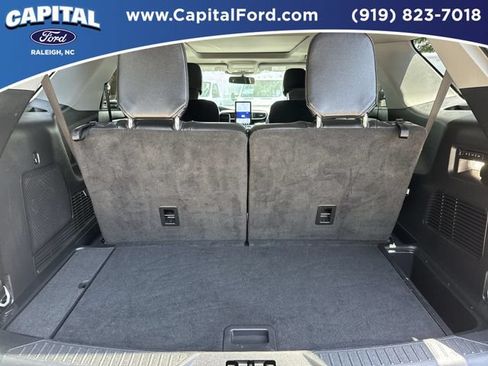Certified 2023 Ford Explorer Limited w/ Limited Technology Package AWD/4WD image 16