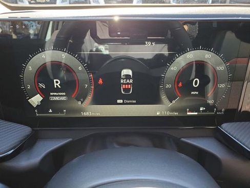 Certified 2025 Nissan Kicks SR image 29