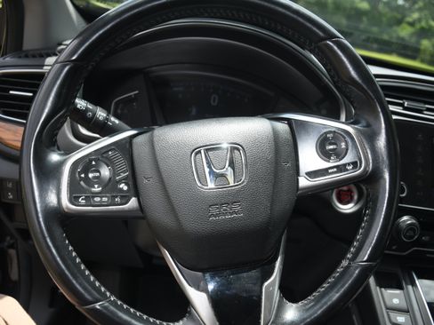 Used 2018 Honda CR-V Touring image 14