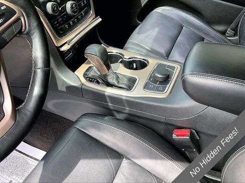 Used 2017 Jeep Grand Cherokee Limited AWD/4WD image 13