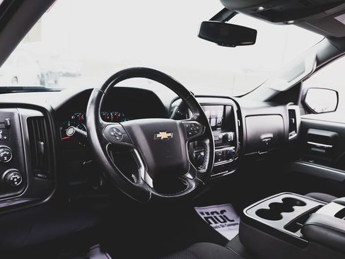 Used 2018 Chevrolet Silverado 1500 LT w/ All Star Edition image 2