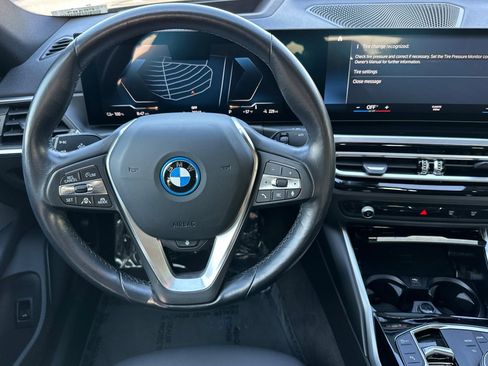 Certified 2023 BMW i4 eDrive40 RWD image 18
