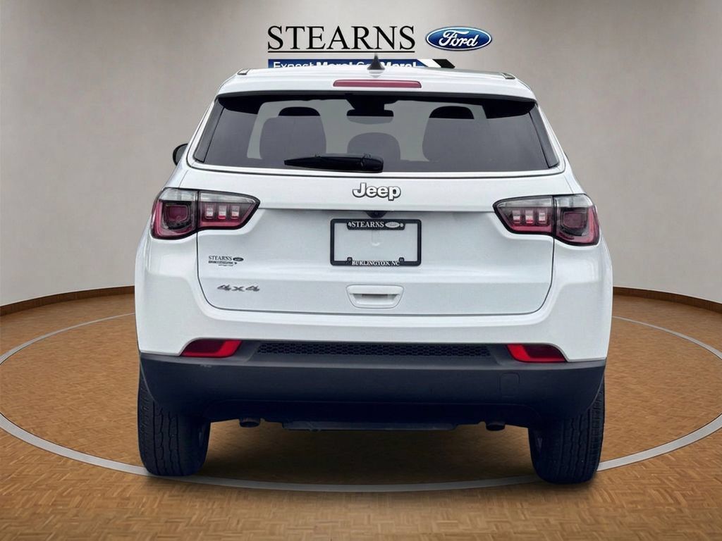 Used 2023 Jeep Compass Sport AWD/4WD image 20