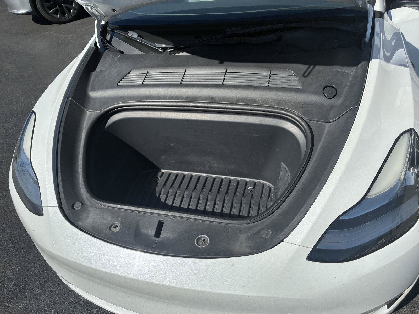 Used 2023 Tesla Model Y Long Range AWD/4WD image 24