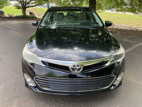 Used 2014 Toyota Avalon XLE Touring FWD image 6