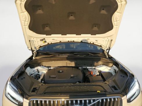 Used 2022 Volvo XC90 T8 Inscription Expression image 20