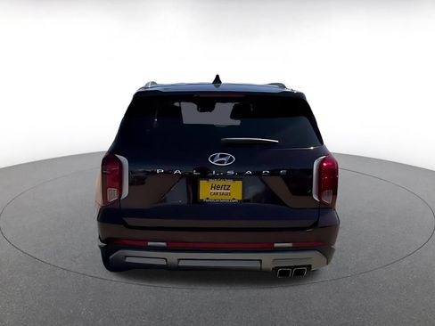 Used 2024 Hyundai Palisade SEL FWD image 12