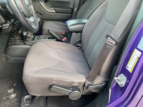 Certified 2017 Jeep Wrangler Unlimited Sport w/ Connectivity Group image 14