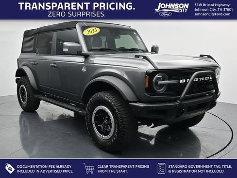 Certified 2023 Ford Bronco Outer Banks w/ Sasquatch Package AWD/4WD image 1