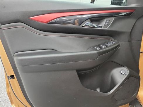 Used 2024 Chevrolet TrailBlazer RS w/ Convenience Package image 16