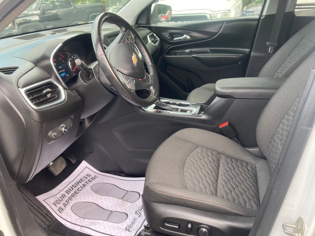 Used 2019 Chevrolet Equinox LT AWD/4WD image 12