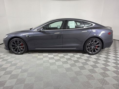 Used 2021 Tesla Model S Performance image 2